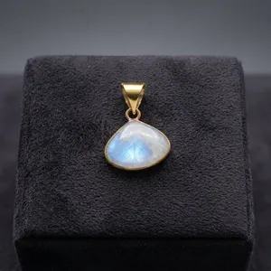 Rainbow <b>Moonstone</b> Brass Pendant | Handmade Brass Gemstone Pendant | Natural Rainbow <b>Moonstone</b> <b>Jewelry</b> - Product Image 3