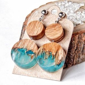 Pendientes Colgantes de Madera Redondeada con Resina Epoxi, Diseño Cristiano con Microincrustaciones, para Fiestas, Eventos, Bodas, Joyería Étnica de Moda para Mujer - Product Image 1