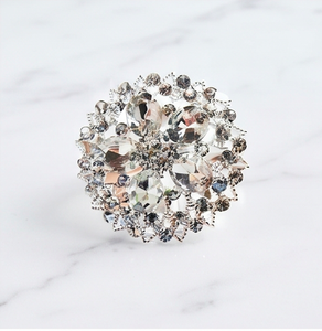 9 Pcs Luxury Crystal Flower <b>Napkin</b> Rings <b>Silver</b> Rhinestone Ideal For Wedding Use And Kitchen Table Decor Use - Product Image 2