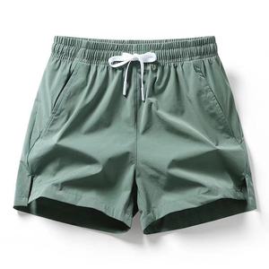 Pantalones Cortos Deportivos Ecológicos Personalizados para Hombre, con Bolsillos de Tela Transpirable de Secado Rápido y Cintura con Cordón Ajustable - Product Image 3