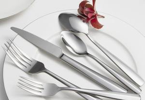 Ensemble de couverts en acier inoxydable de qualité supérieure, 20 pièces, pour 4 personnes (fourchettes, cuillères et couteaux), compatible lave-vaisselle, au meilleur prix - Product Image 5