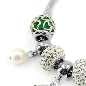   Pulsera Hecha en 1991 para Mujer, Elegante, Color Verde y Plateado, Joyería con Dijes, Accesorio de Moda para la Muñeca, Inspirada en Hermandades, de Primera Calidad - Product Image 4