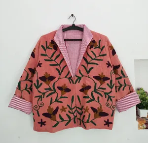 Chaqueta Bordada Suzani Rosa Hecha a Mano para Mujer, Estilo Boho Chic, Chaqueta Abierta de Algodón, Chaqueta Vintage con Bordado Floral, Chaqueta de Manga Larga - Product Image 3