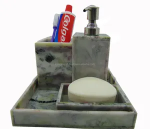 Design multicolore Couleur blanche Texture Aqua Marbre Ensemble de salle de bain en résine sept pièces Accessoires avec plateau Accessoires - Product Image 2