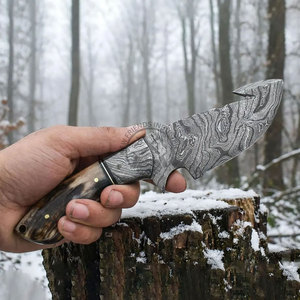 Nouveau couteau artisanal en corne de bélier de Damas avec étui |   Couteau à lame fixe pour dépecer |   Couteau de bushcraft |   Couteau de chasse |   Couteau de camping - Product Image 3