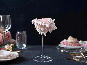 Copas de Vino Personalizadas con Forma de Concha, Copas de Vino para Boda, Copas de Cóctel para Despedida de Soltera, Copas de Martini Hechas a Mano - Product Image 6