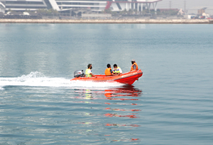 Bateau Keman 3.7 W, bateau de travail professionnel, bateau en polyéthylène fabriqué en Indonésie, pour le sauvetage, la pêche, le sauvetage en mer - Product Image 3