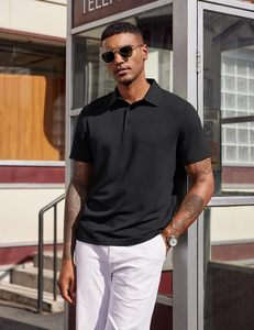 Polo élégant pour homme en tissu tricoté doux, manches courtes, confortable, décontracté, idéal pour les tenues professionnelles et modernes. - Product Image 2