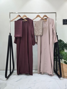 Caftán Abaya Elegante y Transpirable para Eid, Hecho a Mano en Turquía, Largo hasta el Suelo, Manga Larga, Cuello Sólido, Ideal para Fiestas Nocturnas - Product Image 5