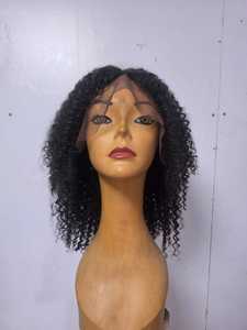 Perruque Full Lace mi-longue en cheveux Remy péruviens, noir naturel, base en dentelle suisse avec baby hair, dentelle marron clair, perruque bouclée 10mm - Product Image 1