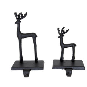 Juego de 2 elegantes soportes dorados para calcetines navideños con forma de reno, colgadores metálicos para chimenea, decoración navideña para el hogar. - Product Image 2