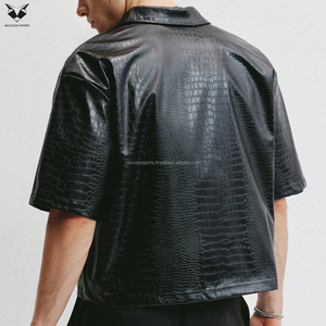 เสื้อเชิ้ตหนัง PU แขนสั้นสำหรับผู้ชาย ดีไซน์เฉพาะตัวจาก Raccoon Sports สวมใส่สบาย ระบายอากาศได้ดี ทนทาน ไม่ยับง่าย เหมาะสำหรับฤดูหนาว - Product Image 2