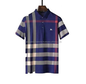 เสื้อเชิ้ตผู้ชายลายสก็อตสีน้ำเงิน แต่งโลโก้ด้านหน้า ดีไซน์โอเวอร์ไซส์ แขนสั้น คอกลม หรูหรา สวมใส่สบาย ระบายอากาศได้ดี ทรงปกติ น้ำหนัก 320 กรัม - Product Image 5