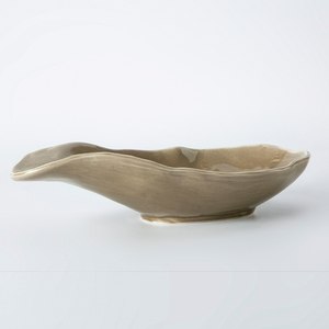 Nouvelle conception 2024 Yayu – Assiettes en céramique irrégulières originales, plats à soupe, assiettes à pâtes et salades, vaisselle en céramique épaisse et abordable, assiette de table en céramique - Product Image 2