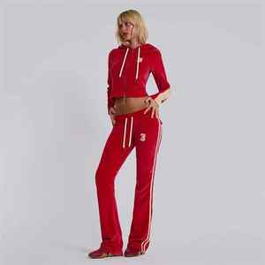 Ensemble deux pièces décontracté pour femme en molleton bouclette 360g imprimé 100% coton, respectueux de l'environnement, pour l'hiver, comprenant un sweat à capuche et un pantalon de jogging, tenue de détente, personnalisable OEM - Product Image 1