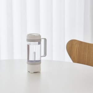 USB Rechargeable UV <b>Self</b> <b>Cleaning</b> <b>Water</b> <b>Bottle</b> BPA Free Portable <b>Cleaning</b> <b>Bottle</b> - Product Image 1