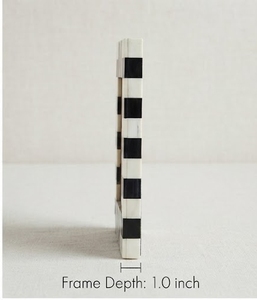 Rectangular MDF <b>Photo</b> <b>Frame</b> With Resin Checkered <b>Black</b> And White Border Vertical Classic Design - Product Image 4