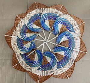 Abanicos Decorativos Tradicionales de Bambú y Rafia Hechos a Mano en Vietnam, Ecológicos, para Bodas, Campamentos, Fiestas Tropicales - Product Image 2