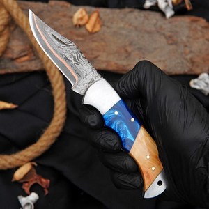 Couteau pliant artisanal en acier Damas cuivré avec manche en bois - OEM/ODM/Vente en gros - Couteau de survie personnalisable pour le camping, la chasse et les activités de plein air - Product Image 1