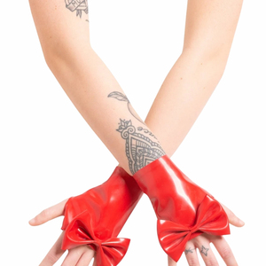 Black PU Wrist-Length Gloves With <b>Red</b> <b>Bow</b> Sweet Style for Party Wear - Product Image 2
