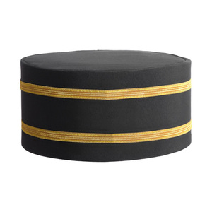 Gorra de Capítulo del Arco Real de Alto Sacerdote, Negra con Escudo Bordado en Rojo y Dorado, Emblema Circular Bordado en Rojo de Alta Calidad - Product Image 2