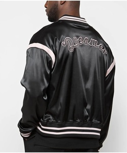 Blouson aviateur de baseball en satin personnalisé pour hommes Blouson élégant de baseball en chenille brodé universitaire Varisty pour hommes - Product Image 2