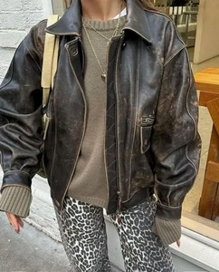 Chaqueta de Cuero Extra Grande para Mujer, Estilo Vintage de los 90, Abrigo de Cuero Marrón, Chaqueta Holgada de Estilo Urbano, Regalo para Ella - Product Image 5