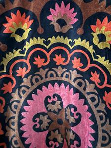 Nuevo kimono de terciopelo con estampado suzani, talla grande, reversible, largo, para baño. - Product Image 2