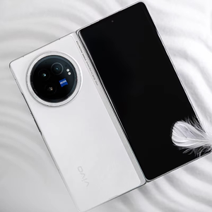 โทรศัพท์มือถือพับได้ Vivo X Fold 3 รุ่นดั้งเดิม แบตเตอรี่ 5500mAh ชาร์จเร็ว 100W SuperVOOC ชิปประมวลผล Snapdragon 8 Gen 2 Octa Core กล้องหลัง 3 ตัว รองรับ 5G - Product Image 1
