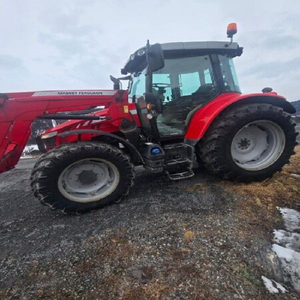 Tracteur agricole 2016 Massey Ferguson 5612 - Product Image 1