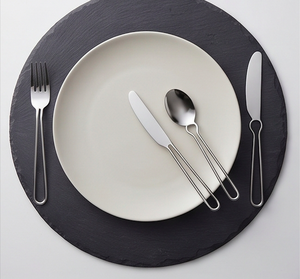 Ensemble de couverts minimalistes en acier inoxydable, finition miroir haute brillance, compatible lave-vaisselle, pour la restauration, la maison, l'hôtellerie et la cuisine. - Product Image 3