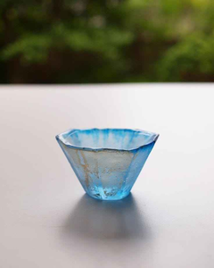 Tazón Decorativo de Resina Brillante con Patrones Artísticos Únicos para una Cena Vibrante y Vajilla Moderna de Estilo Japonés - Product Image 2