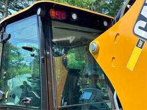 รถตักล้อยาง CAT 420XE ดีเซล พร้อมบุ้งกี๋หน้าและบุ้งกี๋หลัง สำหรับงานก่อสร้างและงานเกษตร - Product Image 5