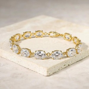 Pulsera con Dijes de Moissanita para Mujer, Plata de Ley 925, Lujosa y Brillante, 15 Gramos, Joyería Elegante para Boda, Fiesta, Aniversario, Regalo - Product Image 1