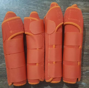 Botas de Neopreno Premium Personalizadas para Caballos de Carreras, Transpirables, Ligeras y de Lujo - Product Image 5