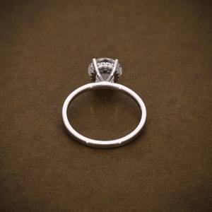 แหวนเพชรแล็บพรีเมียม ทองคำขาว 14K ชุบโรเดียม สำหรับผู้หญิง สไตล์วินเทจ สำหรับงานแต่งงานและหมั้น 1.5 กะรัต VVS บริลเลียนท์ พร้อมใบรับรอง IGI - Product Image 3