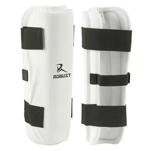 Protège-tibias en cuir de haute qualité pour l'entraînement de Taekwondo - Équipement d'arts martiaux léger et écologique, personnalisable, fabriqué au Pakistan - Product Image 1