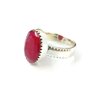 Bague cocktail personnalisée en argent sterling 925 avec rubis, vente en gros, grande pierre précieuse rouge de coupe ovale, fabricant de bijoux JAIPUR SILVER - Product Image 2