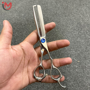 Ciseaux professionnels de coiffure pour la parrure des cheveux, en acier inoxydable 6CR13, 28 dents, pointe arrondie, pour droitiers, manche Dragon moyen - Product Image 5