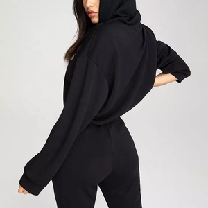 Prix d'usine – Vente en gros de sweats à capuche courts et pulls unis marron en coton French Terry à col rond pour femme - Product Image 2