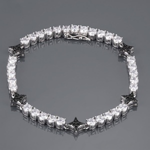 Bracelet tennis de luxe en or massif 14 carats avec diamants naturels et accents étoiles noires - Product Image 2