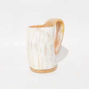 Jarra de cuerno vikinga personalizada de alta calidad, grabada a mano, de la marca India Curio Craft, pulida, para beber. - Product Image 3