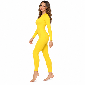 Mejora tu colección de trajes de baño con un traje de baño de cuerpo entero para mujer que ofrece un ajuste seguro, textura suave y libertad para cada movimiento. - Product Image 3