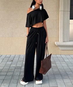 Top Corto Asimétrico Y2K con Hombros Descubiertos para Mujer, Camiseta Negra de Manga Corta con Dobladillo Desigual, Estilo Holgado, Blusa de Verano para Streetwear - Product Image 4