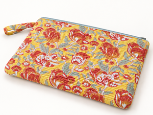 Funda para Portátil de Algodón con Diseño Floral Acolchado Vintage de VEER HANDIRCRAFTS, con Cierre de Cremallera Impermeable y Asa Suave, Hecha en Rajasthan - Product Image 2