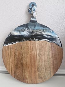 Planche à découper en bois de luxe avec incrustation en résine, planche à découper en bois dur naturel, plateau de service pour fromage et boucher - Product Image 2