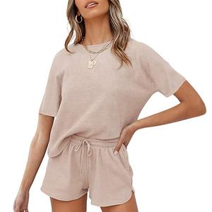 Service OEM ODM de haute qualité – Ensemble décontracté d'été pour femme : T-shirt à manches courtes et short en maille unie - Product Image 3
