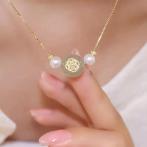 Collier à chaîne de style INS d'été, design original, collier à chaîne de col, ouverture printanière, jade naturel de Hotan, colliers à perles fines - Product Image 1