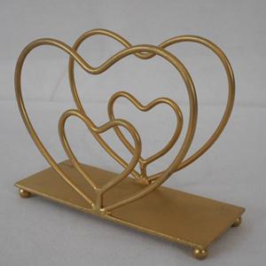 Porte-serviettes triangulaire en métal doré, noir, or rose – Support de mouchoirs géométrique moderne pour table à manger et cuisine – Vente en gros - Product Image 4