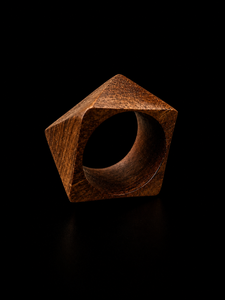 Anneau de serviette en bois géométrique, accessoire de décoration de table moderne - Product Image 1